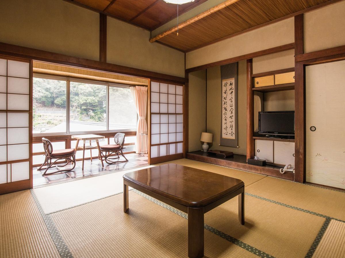Izumiya Ryokan' Tawarayama Onsen Nagato  Extérieur photo