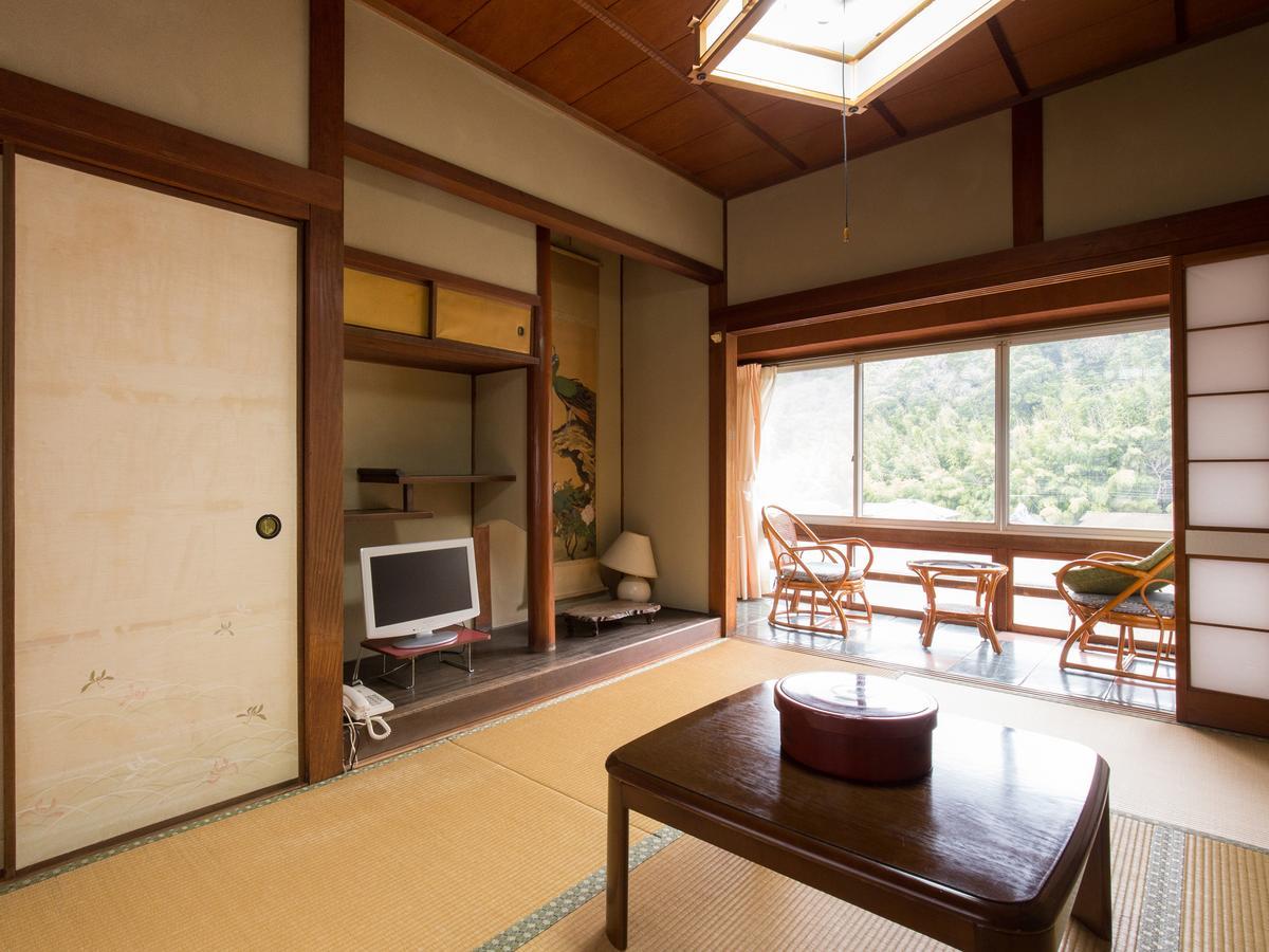 Izumiya Ryokan' Tawarayama Onsen Nagato  Extérieur photo